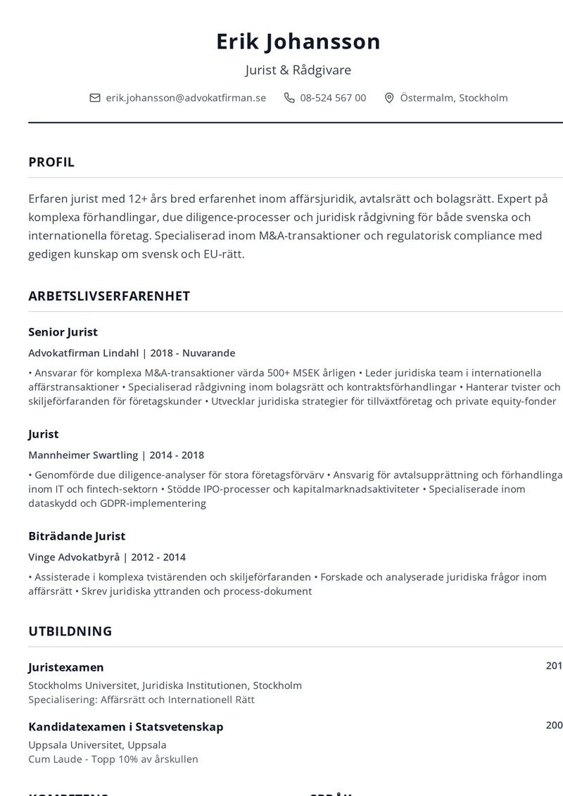 CV-exempel för jurist utan foto med centrerad rubrik och avsnittsindelning